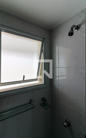 Apartamento à venda com 150m², 3 quartos e 3 vagas Apartamento à venda com 150m², 3 quartos e 3 vagasBanheiro Americano - Suítes 2 e 3