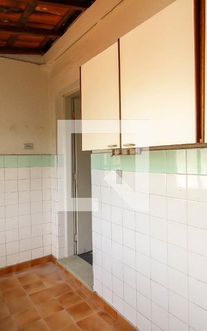 Casa à venda com 170m², 2 quartos e 2 vagas Casa à venda com 170m², 2 quartos e 2 vagasÁrea de Serviço