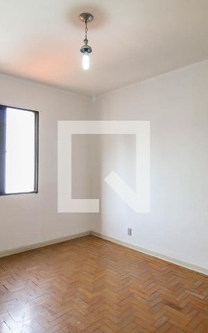 Casa à venda com 170m², 2 quartos e 2 vagas Casa à venda com 170m², 2 quartos e 2 vagasQuarto 1