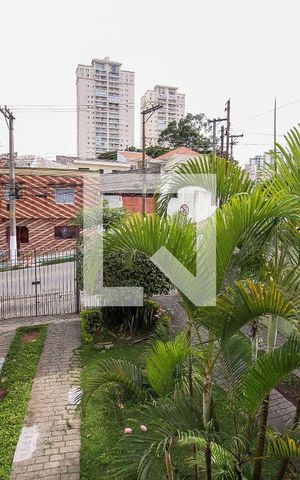Casa à venda com 170m², 2 quartos e 2 vagas Casa à venda com 170m², 2 quartos e 2 vagasVista do Quarto 2