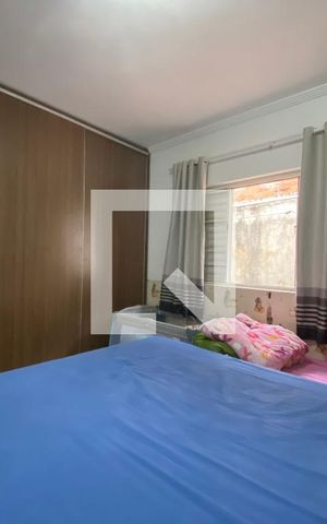 Casa para alugar com 180m², 4 quartos e sem vagaSuite