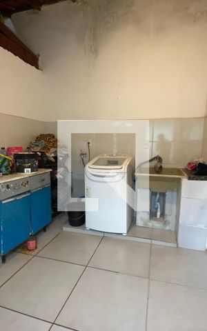Casa para alugar com 180m², 4 quartos e sem vagaÁrea de Serviço
