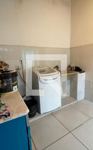 Casa para alugar com 180m², 4 quartos e sem vagaÁrea de Serviço