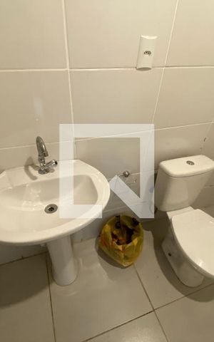 Casa para alugar com 180m², 4 quartos e sem vagaBanheiro