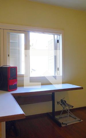 Casa à venda com 260m², 3 quartos e 2 vagasQuarto 2