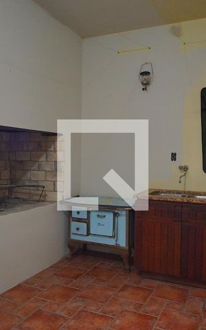 Casa à venda com 260m², 3 quartos e 2 vagasChurrasqueira