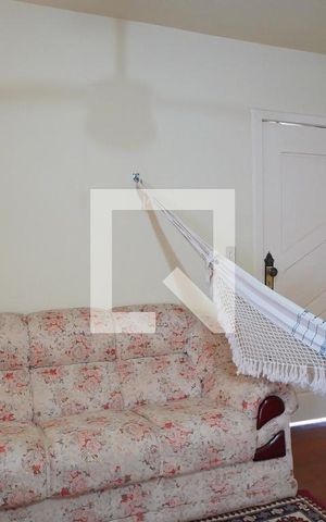 Casa à venda com 260m², 3 quartos e 2 vagasSala