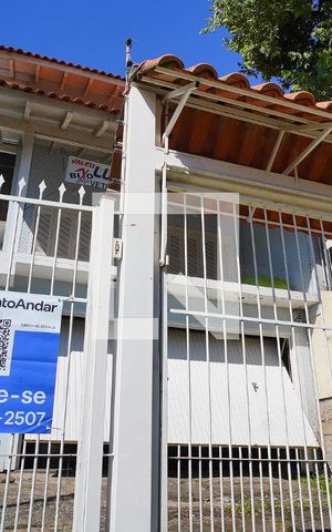Casa à venda com 260m², 3 quartos e 2 vagasFachada da casa