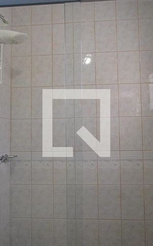 Casa à venda com 260m², 3 quartos e 2 vagasBanheiro Corredor