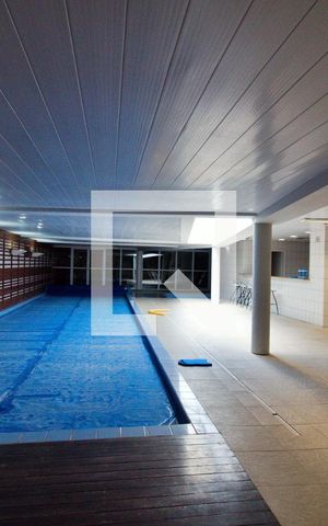 Casa de condomínio à venda com 107m², 3 quartos e 2 vagas Casa de condomínio à venda com 107m², 3 quartos e 2 vagasÁrea comum - Piscina