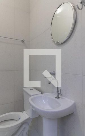 Apartamento para alugar com 60m², 2 quartos e sem vaga Apartamento para alugar com 60m², 2 quartos e sem vagaBanheiro 2