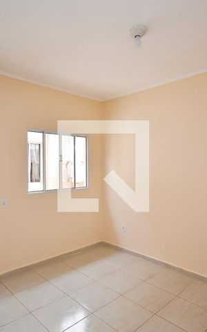 Casa para alugar com 50m², 1 quarto e sem vaga Casa para alugar com 50m², 1 quarto e sem vagaSala