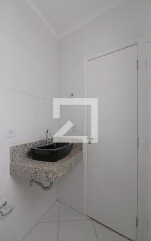 Casa à venda com 270m², 4 quartos e 5 vagasBanheiro 2