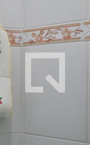 Apartamento à venda com 111m², 3 quartos e sem vaga Apartamento à venda com 111m², 3 quartos e sem vagaBanheiro de Serviço