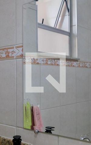 Apartamento à venda com 111m², 3 quartos e sem vaga Apartamento à venda com 111m², 3 quartos e sem vagaBanheiro