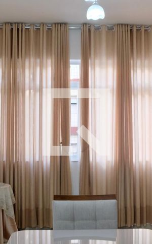 Apartamento à venda com 111m², 3 quartos e sem vaga Apartamento à venda com 111m², 3 quartos e sem vagaSala