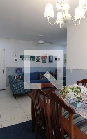Apartamento à venda com 98m², 3 quartos e 2 vagasSala