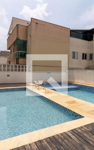Apartamento à venda com 50m², 2 quartos e 1 vaga Apartamento à venda com 50m², 2 quartos e 1 vagaÁrea comum - Piscina