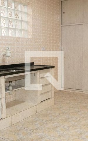 Casa à venda com 240m², 4 quartos e 2 vagasCozinha 1