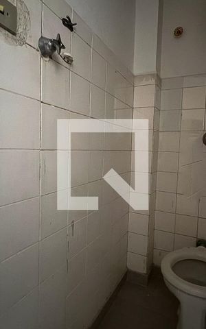 Apartamento à venda com 114m², 2 quartos e sem vagaBanheiro de serviço