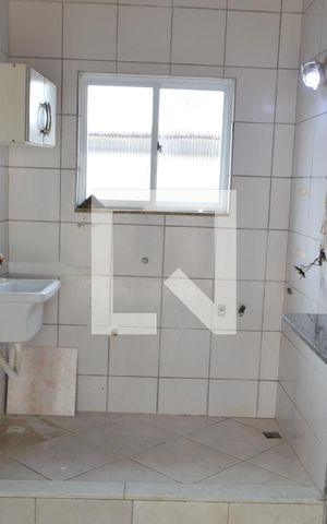 Casa de condomínio à venda com 70m², 2 quartos e 1 vagaÁrea de Serviço