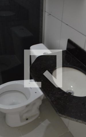 Casa de condomínio à venda com 70m², 2 quartos e 1 vagaBanheiro