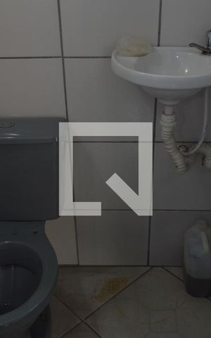 Casa de condomínio à venda com 70m², 2 quartos e 1 vagaBanheiro de serviço