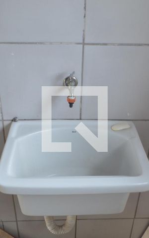 Casa de condomínio à venda com 70m², 2 quartos e 1 vagaÁrea de Serviço