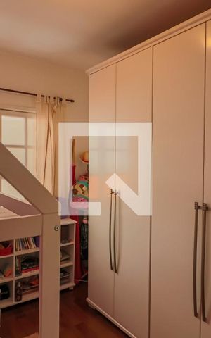 Casa à venda com 150m², 3 quartos e 3 vagas Casa à venda com 150m², 3 quartos e 3 vagasQuarto 3
