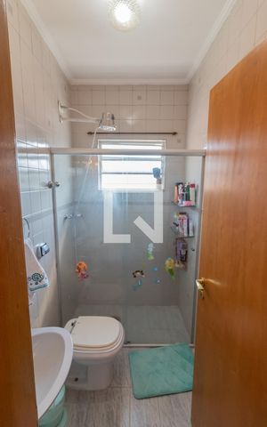 Casa à venda com 150m², 3 quartos e 3 vagas Casa à venda com 150m², 3 quartos e 3 vagasQuarto 1 - Suite