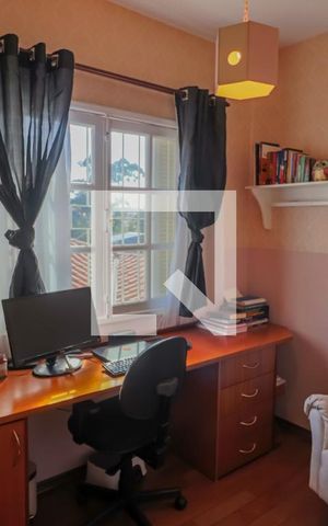 Casa à venda com 150m², 3 quartos e 3 vagas Casa à venda com 150m², 3 quartos e 3 vagasQuarto 2