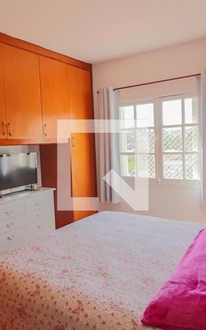 Casa à venda com 150m², 3 quartos e 3 vagas Casa à venda com 150m², 3 quartos e 3 vagasQuarto 1 - Suite