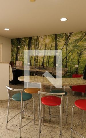 Casa para alugar com 323m², 4 quartos e 4 vagasCozinha