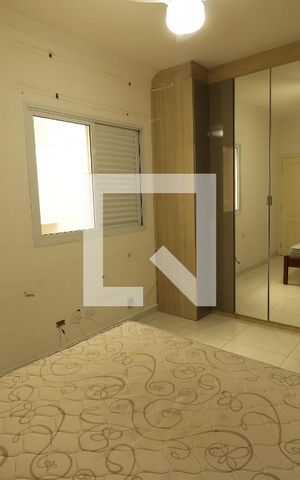 Casa para alugar com 323m², 4 quartos e 4 vagasSuíte