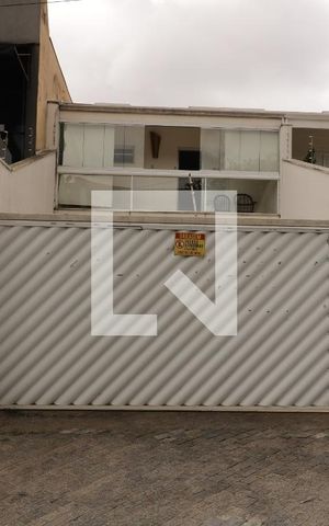 Casa para alugar com 323m², 4 quartos e 4 vagasFachada