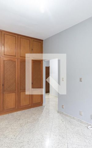 Apartamento à venda com 310m², 4 quartos e 3 vagasSuíte 2