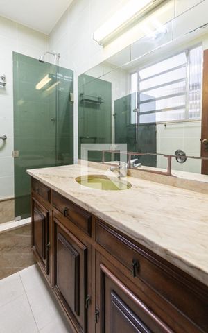Apartamento à venda com 310m², 4 quartos e 3 vagasBanheiro Suíte 1