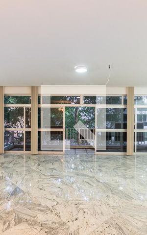 Apartamento à venda com 310m², 4 quartos e 3 vagasSala