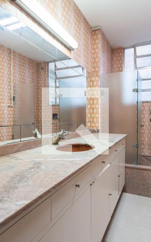 Apartamento à venda com 310m², 4 quartos e 3 vagasBanheiro