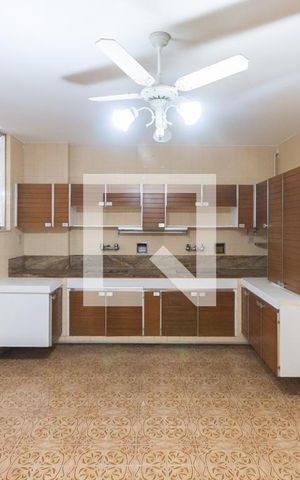 Apartamento à venda com 310m², 4 quartos e 3 vagasCozinha