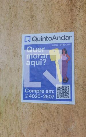 Casa à venda com 400m², 4 quartos e 3 vagas Casa à venda com 400m², 4 quartos e 3 vagasPlaquinha