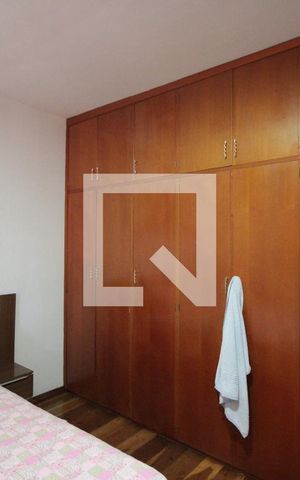 Casa à venda com 360m², 4 quartos e 4 vagasSuite