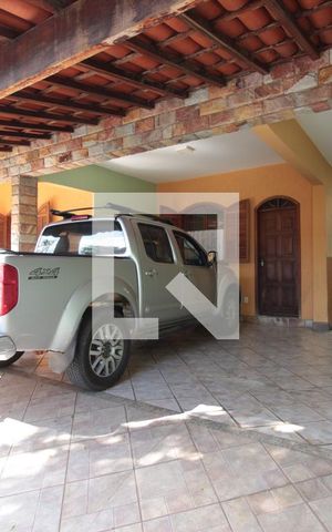 Casa à venda com 360m², 4 quartos e 4 vagasGaragem
