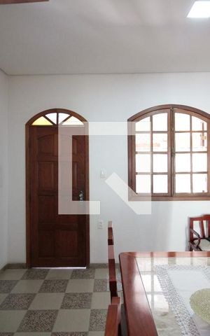 Casa à venda com 360m², 4 quartos e 4 vagasCopa