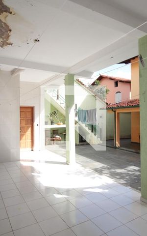 Casa à venda com 360m², 4 quartos e 4 vagasArea de Serviço