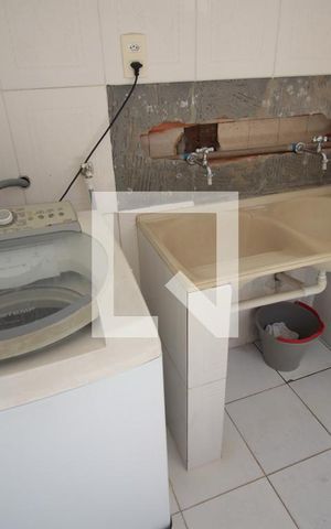 Casa à venda com 360m², 4 quartos e 4 vagasArea de Serviço