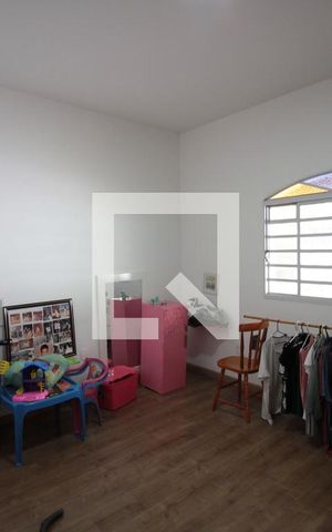 Casa à venda com 360m², 4 quartos e 4 vagasQuarto 3