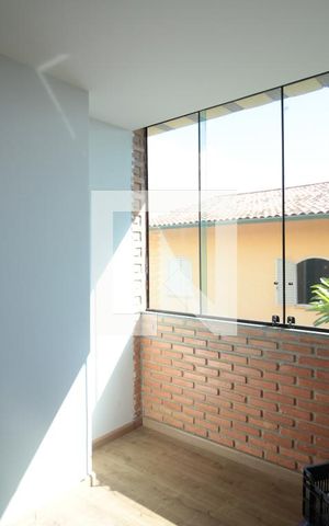 Casa à venda com 360m², 4 quartos e 4 vagasCasa 2 - Quarto 2