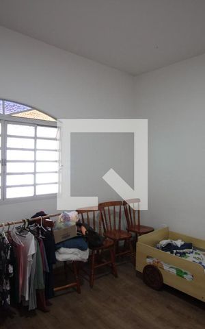 Casa à venda com 360m², 4 quartos e 4 vagasQuarto 3