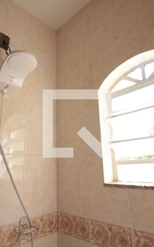 Casa à venda com 360m², 4 quartos e 4 vagasBanheiro Social 1